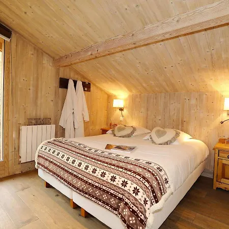 Domek alpejski Moderne 5* A La Tania - 12 Pers, Jacuzzi, Sauna, Skis Aux Pieds, Cheminee, Cinema - Fr-1-575-154