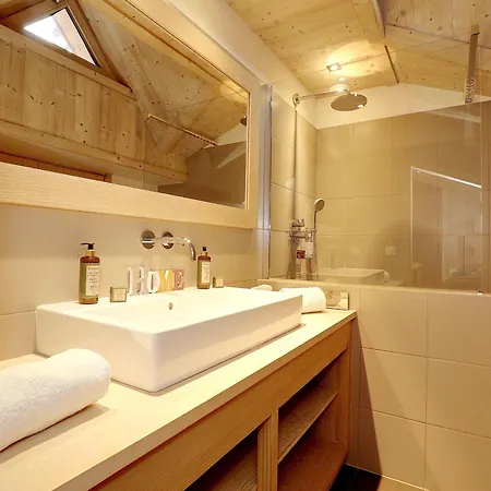 Moderne 5* A La Tania - 12 Pers, Jacuzzi, Sauna, Skis Aux Pieds, Cheminee, Cinema - Fr-1-575-154 Domek alpejski Courchevel